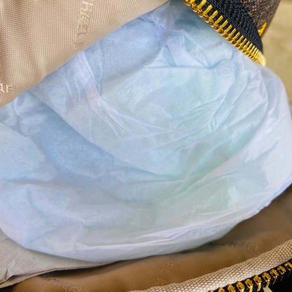 NWT Michael Kors nyc taxi Erin Sm backpack&wallet - Picture 6 of 15